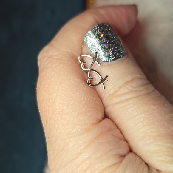 Sterling Silver Heart-Shaped Ribbon Stud Earrings Brand New In Box - Picture 4 of 5